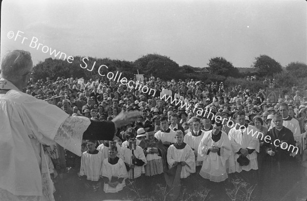 FR.FRANK WOODLOCK S.J. PREACHING